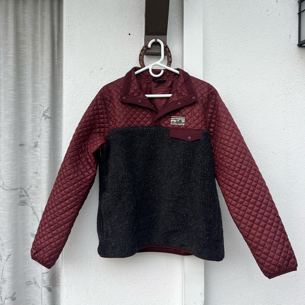 Patagonia Burgundy and Black Quilted Puffer Jacket